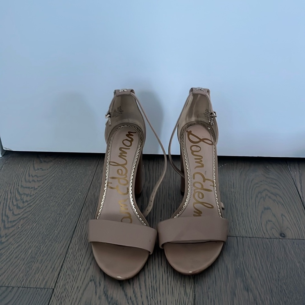Sam Edelman nude heels